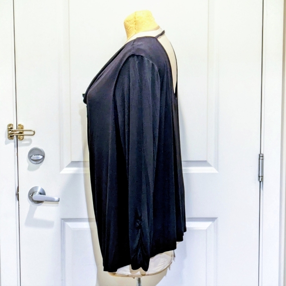 3/$30 GUC Penningtons 3X Black Open Back Viscose Blend Drape Collar Top - Picture 5 of 8